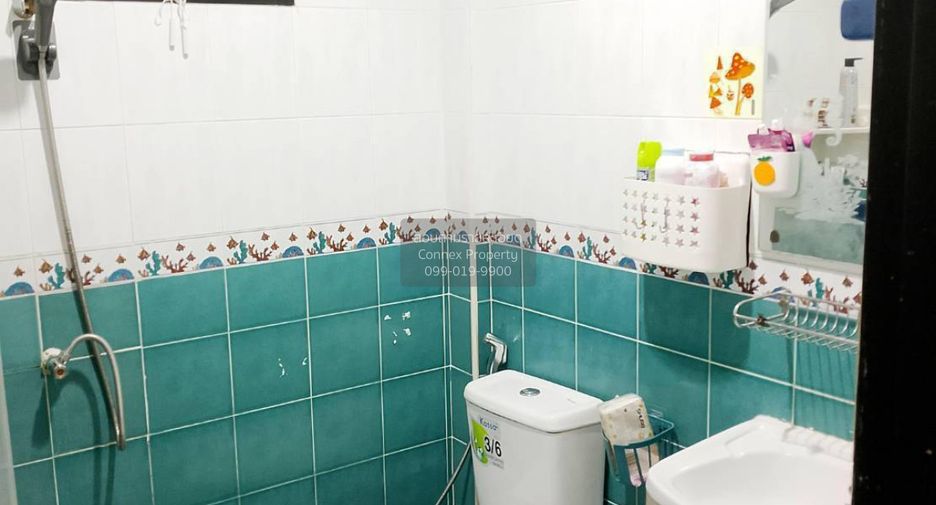 For sale 3 bedrooms townhouse in Bang Bon, Bangkok