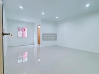For sale 4 bedrooms townhouse in Bang Bon, Bangkok