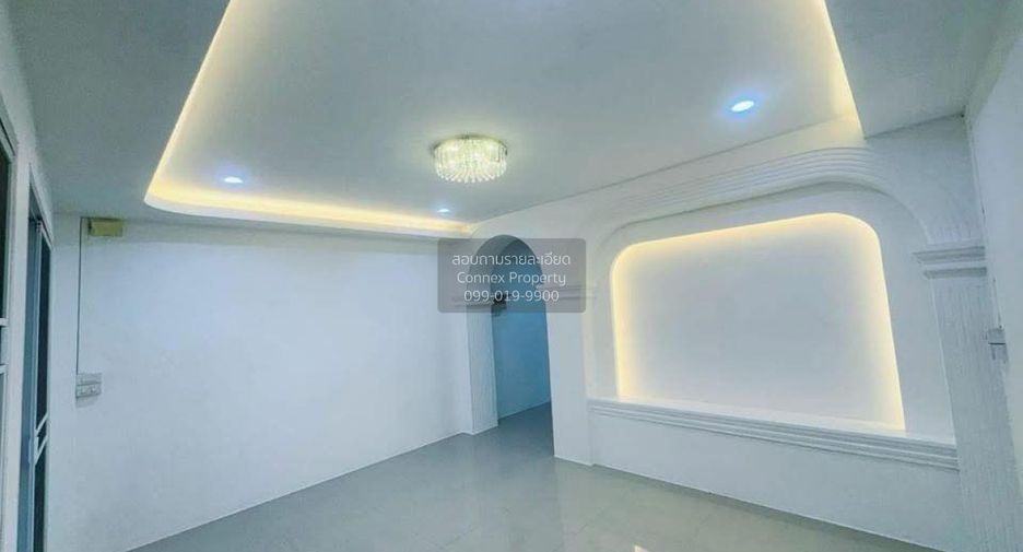 Reihenhaus zum Kauf mit 4 Zimmer in Bang Bon, Bangkok