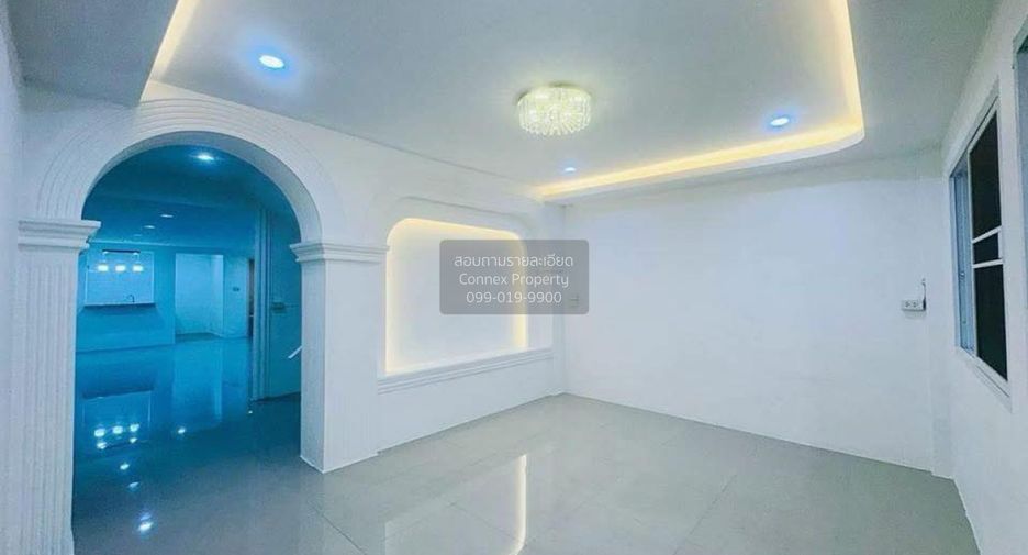 Reihenhaus zum Kauf mit 4 Zimmer in Bang Bon, Bangkok