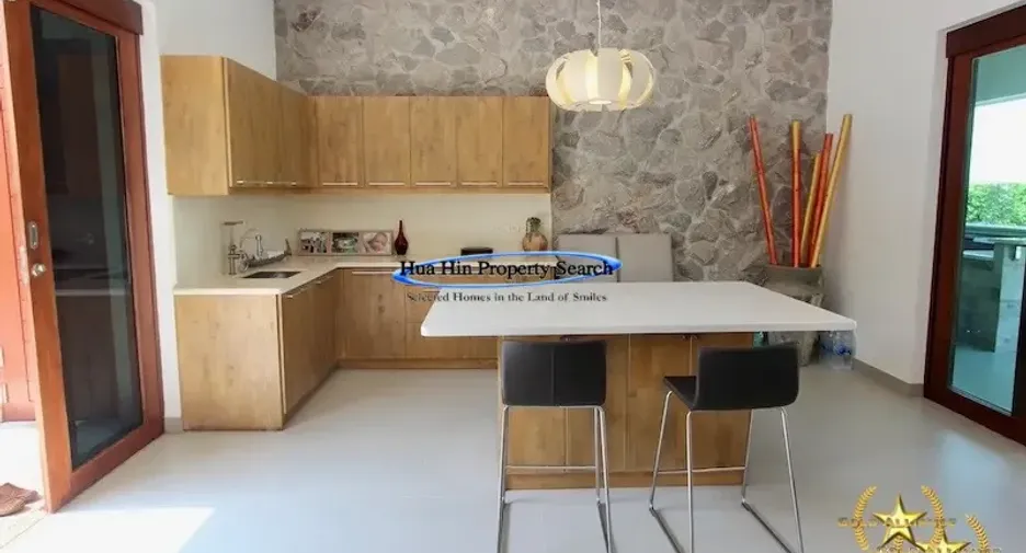 Haus zum Kauf mit 3 Zimmer in Sam Roi Yot, Prachuap Khiri Khan
