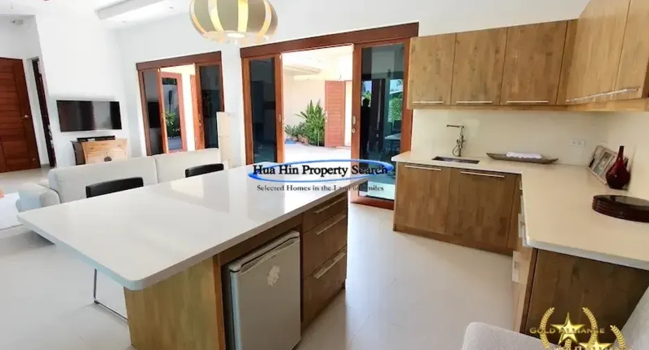 Haus zum Kauf mit 3 Zimmer in Sam Roi Yot, Prachuap Khiri Khan