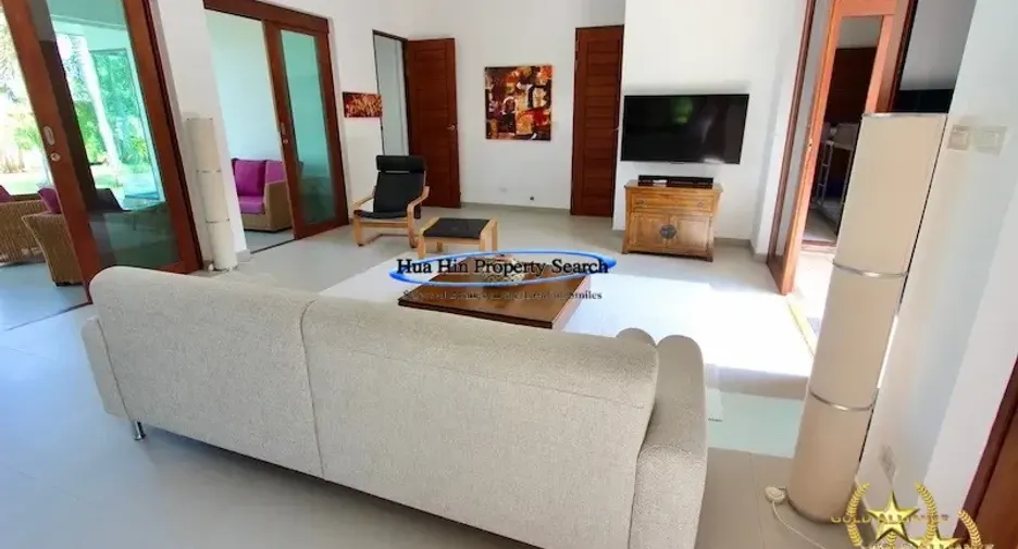 Haus zum Kauf mit 3 Zimmer in Sam Roi Yot, Prachuap Khiri Khan
