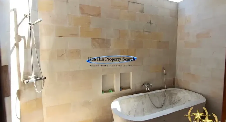 Haus zum Kauf mit 3 Zimmer in Sam Roi Yot, Prachuap Khiri Khan