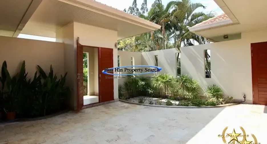 Haus zum Kauf mit 3 Zimmer in Sam Roi Yot, Prachuap Khiri Khan