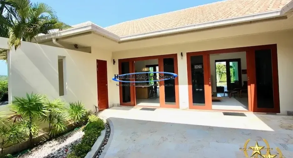 Haus zum Kauf mit 3 Zimmer in Sam Roi Yot, Prachuap Khiri Khan
