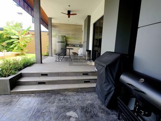 For rent 5 bedrooms house in Bang Phli, Samut Prakan
