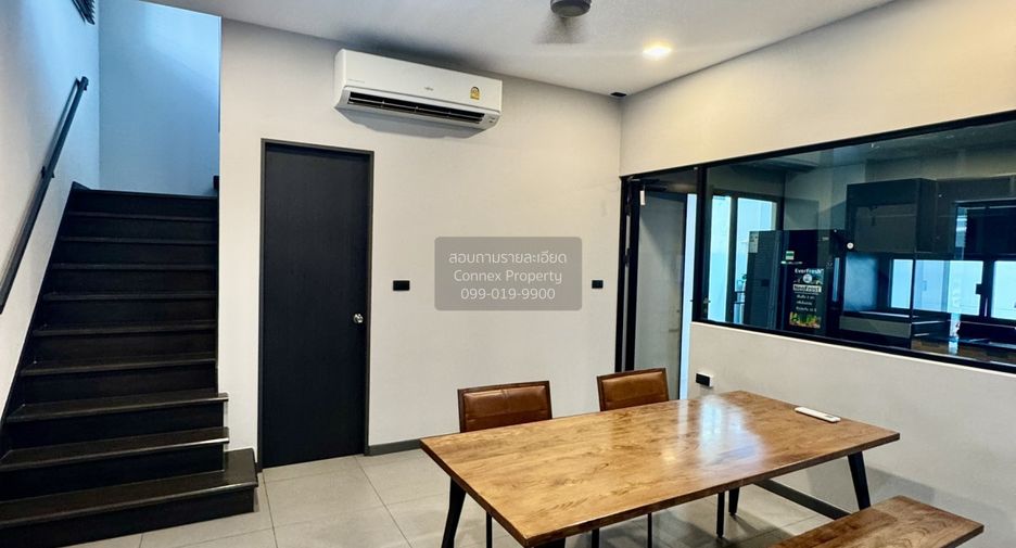 For rent 3 bedrooms townhouse in Bang Phli, Samut Prakan