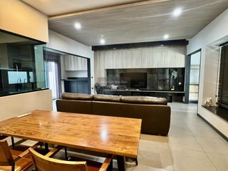 For rent 3 bedrooms townhouse in Bang Phli, Samut Prakan