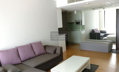 À louer 2 chambres condo à Watthana, Bangkok