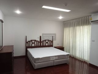 Apartamento en alquiler de 3 habitaciones en Watthana, Bangkok