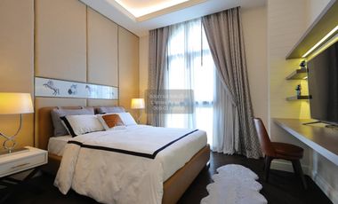 For rent 4 bedrooms house in Watthana, Bangkok