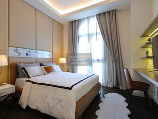 For rent 4 bedrooms house in Watthana, Bangkok