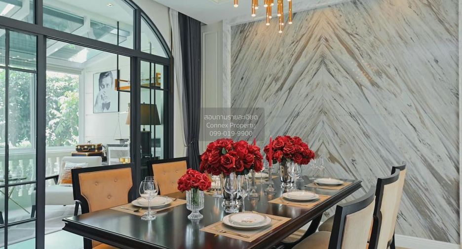 For rent 4 bedrooms house in Watthana, Bangkok