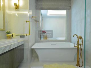 For rent 4 bedrooms house in Watthana, Bangkok
