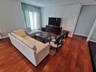 Wohnung zur Miete mit 5 Zimmer in Pathum Wan, Bangkok