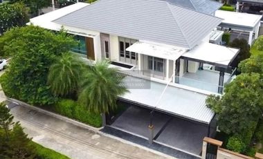 For rent 5 bedrooms house in Mueang Nonthaburi, Nonthaburi