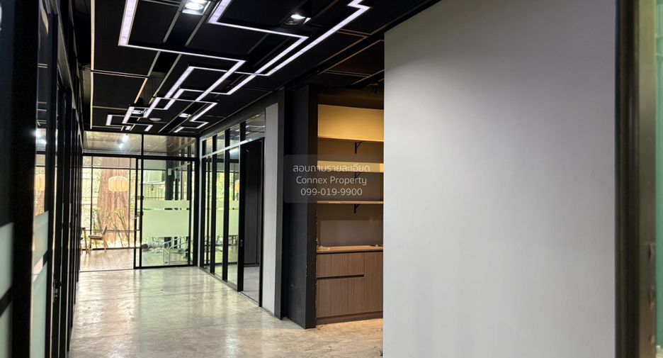 For rent 23 bedrooms office in Bang Na, Bangkok