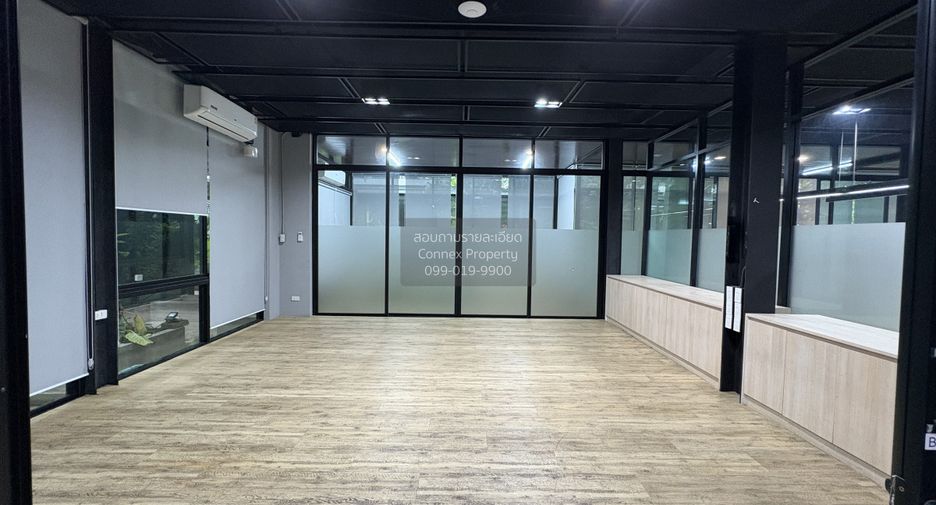 For rent 23 bedrooms office in Bang Na, Bangkok