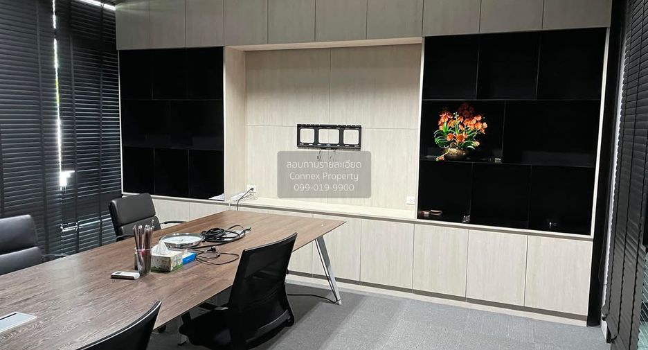 For rent 23 bedrooms office in Bang Na, Bangkok