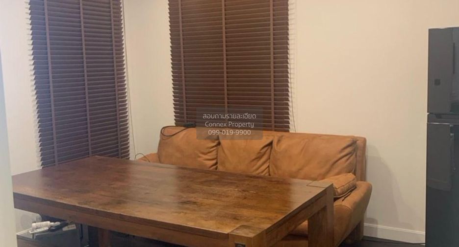For rent 5 bedrooms house in Bang Kapi, Bangkok