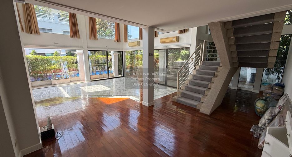 For rent 3 bedrooms house in Khan Na Yao, Bangkok