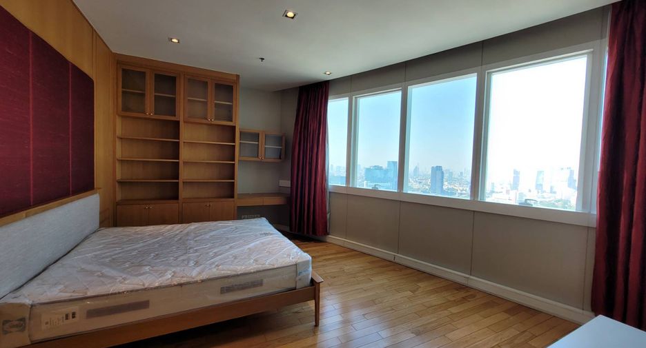 For rent 3 ベッドルーム condo in Khlong Toei, Bangkok