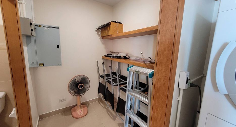 For rent 3 ベッドルーム condo in Khlong Toei, Bangkok