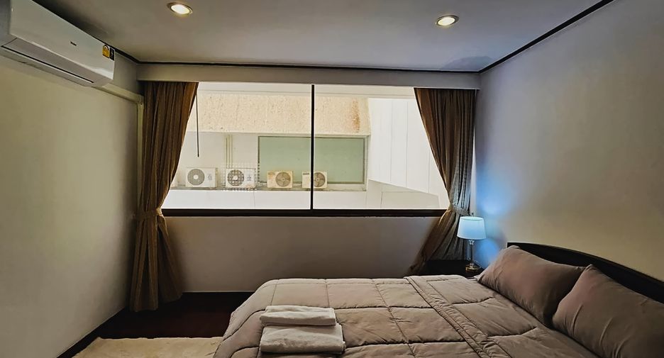 For rent 3 bedrooms condo in Bang Lamung, Chonburi