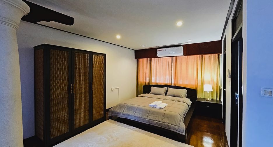 For rent 3 bedrooms condo in Bang Lamung, Chonburi