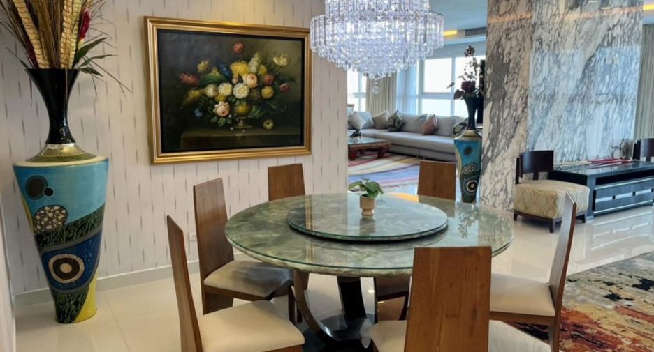 For sale 2 bedrooms condo in Pratumnak, Pattaya