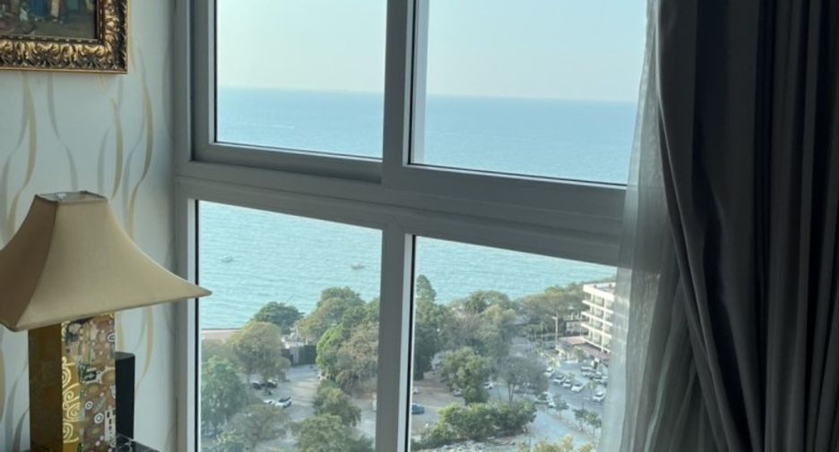 For sale 2 bedrooms condo in Pratumnak, Pattaya