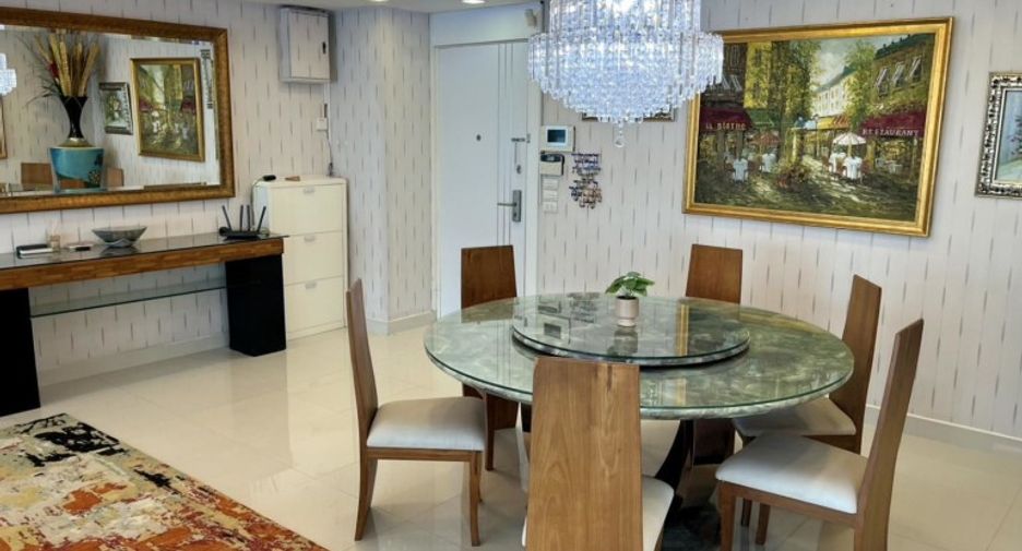 For sale 2 bedrooms condo in Pratumnak, Pattaya