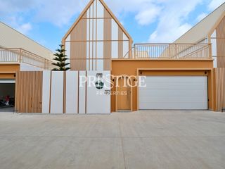 Casa en venta y en alquiler de 3 habitaciones en Bang Lamung, Chonburi