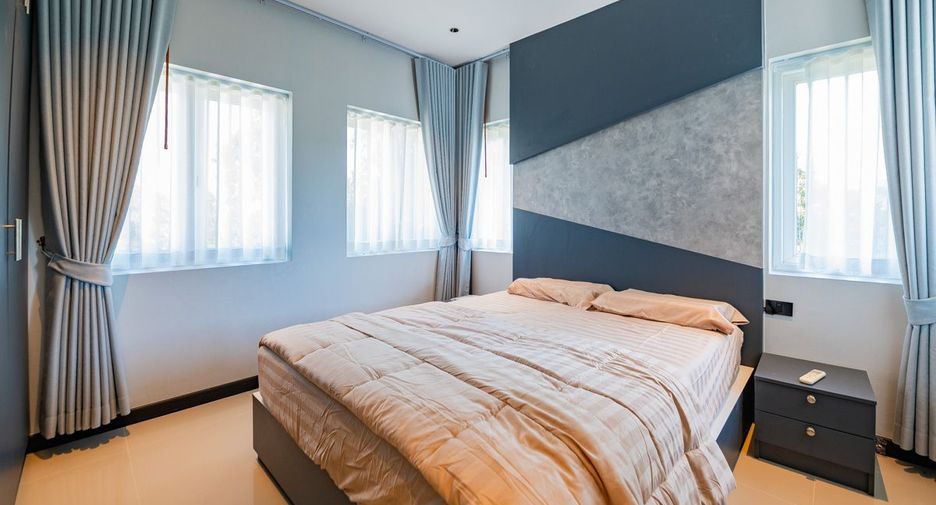 Haus zum Kauf mit 5 Zimmer in Bang Lamung, Chonburi