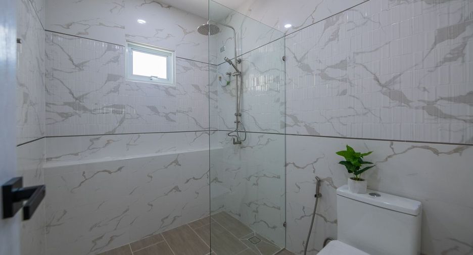 Casa en venta de 3 habitaciones en Bang Lamung, Chonburi