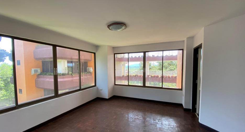 For sale 4 ベッドルーム condo in Klaeng, Rayong