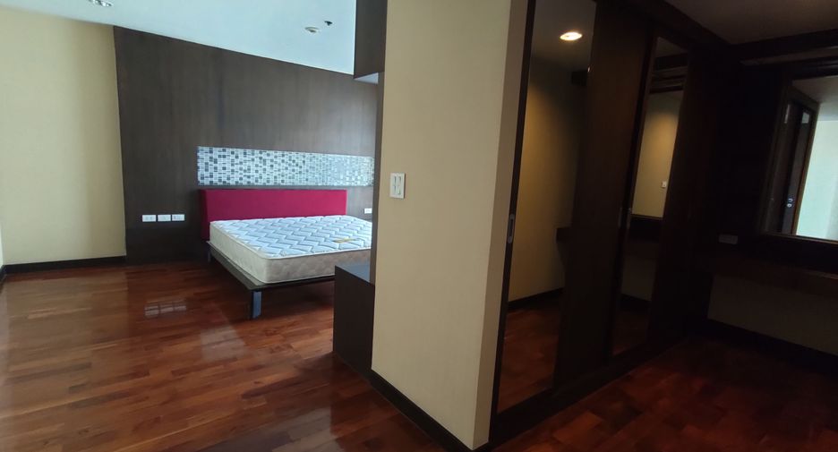 Condo en alquiler de 2 habitaciones en Watthana, Bangkok