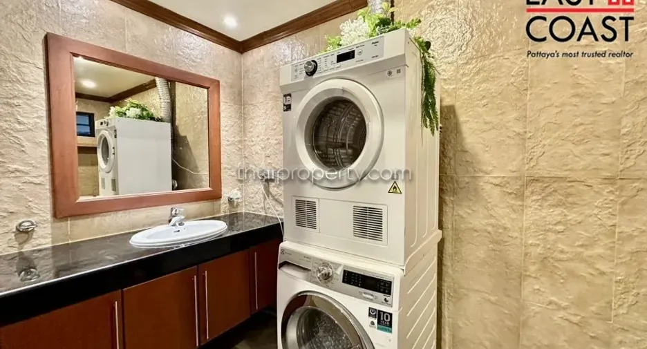 For rent and for sale 3 bedrooms condo in Bang Lamung, Chonburi