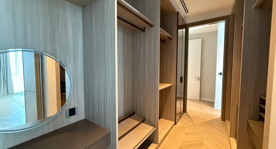 À vendre 3 chambres condo à Sathon, Bangkok