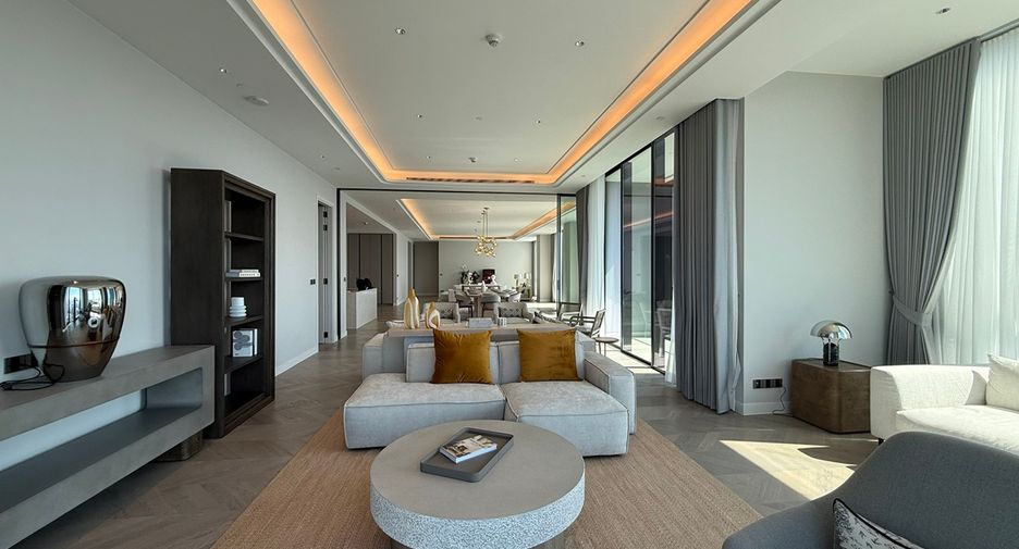 À vendre 3 chambres condo à Sathon, Bangkok