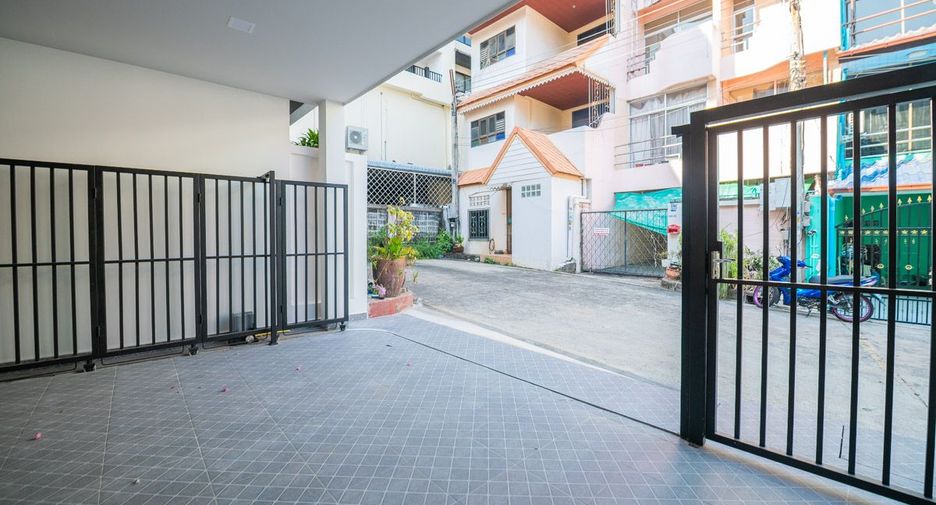 ขาย 4 ห้องนอน บ้านเดี่ยว ใน บางละมุง, ชลบุรี