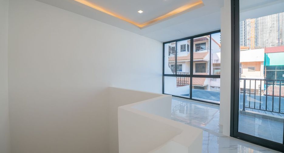 ขาย 4 ห้องนอน บ้านเดี่ยว ใน บางละมุง, ชลบุรี