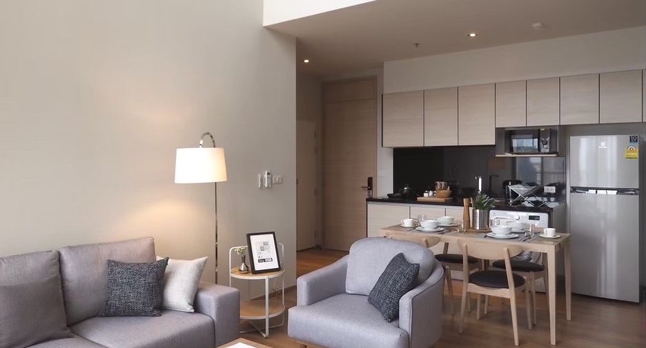 Condo en alquiler de 2 habitaciones en Khlong Toei, Bangkok