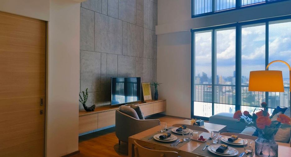 Condo en alquiler de 2 habitaciones en Khlong Toei, Bangkok