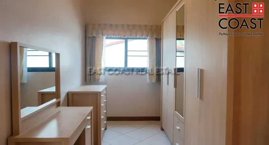 For rent and for sale 4 bedrooms house in Bang Lamung, Chonburi