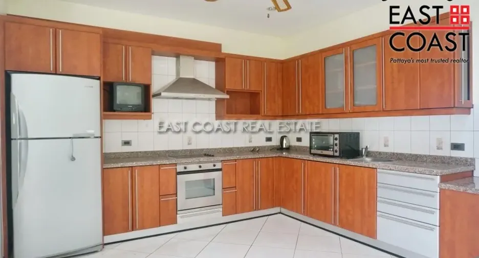 For rent and for sale 4 bedrooms house in Bang Lamung, Chonburi