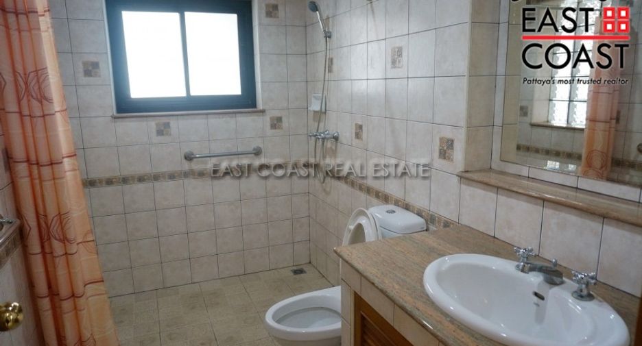 For sale and for rent 4 bedrooms house in Bang Lamung, Chonburi