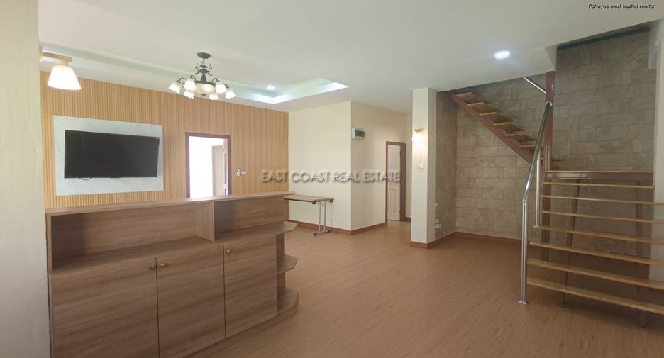For rent 5 bedrooms house in East Pattaya, Pattaya