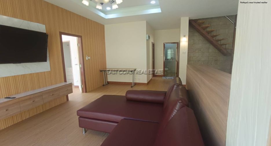 For rent 5 bedrooms house in East Pattaya, Pattaya